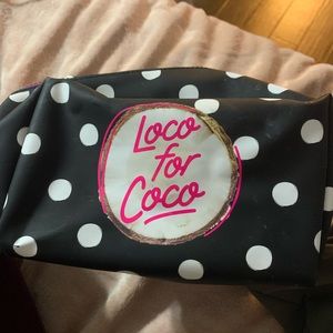 PINK makeup bag !! 🤍